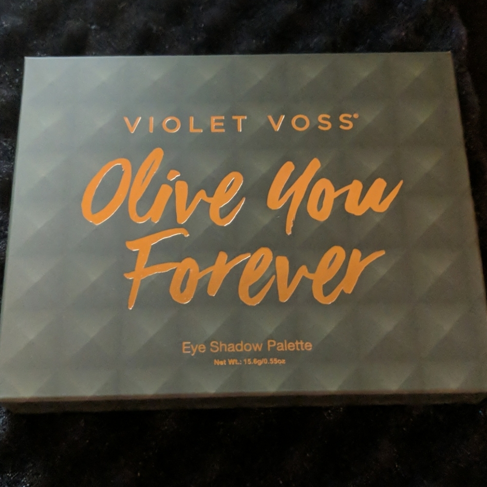 Violet Boss Olive You Forever Eyeshadow